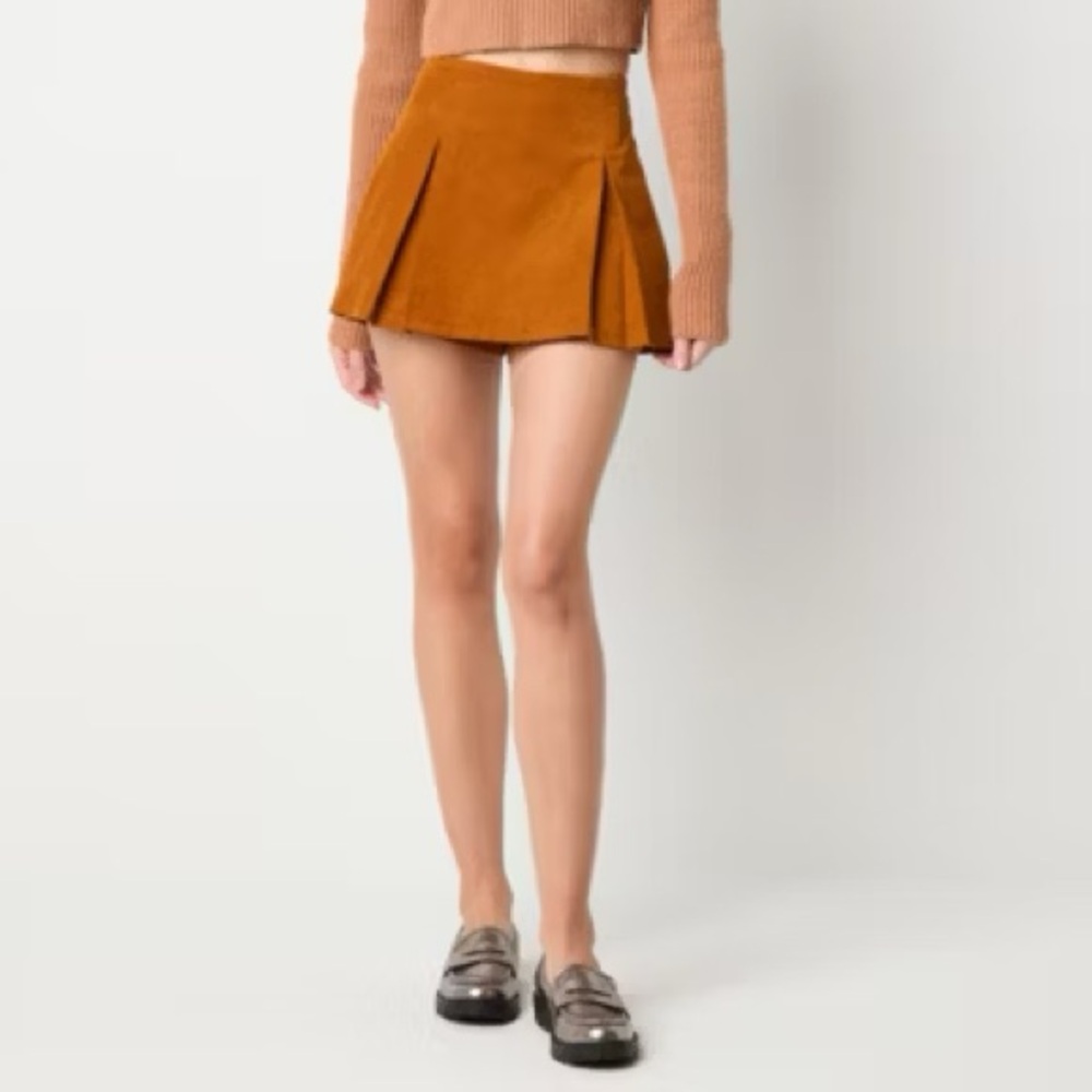 Forever 21 Corduroy Pleated Skort - Size M - NWT 🧡🤎